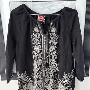 Johnny Was Black Linen Embroidered Boho Top Size L